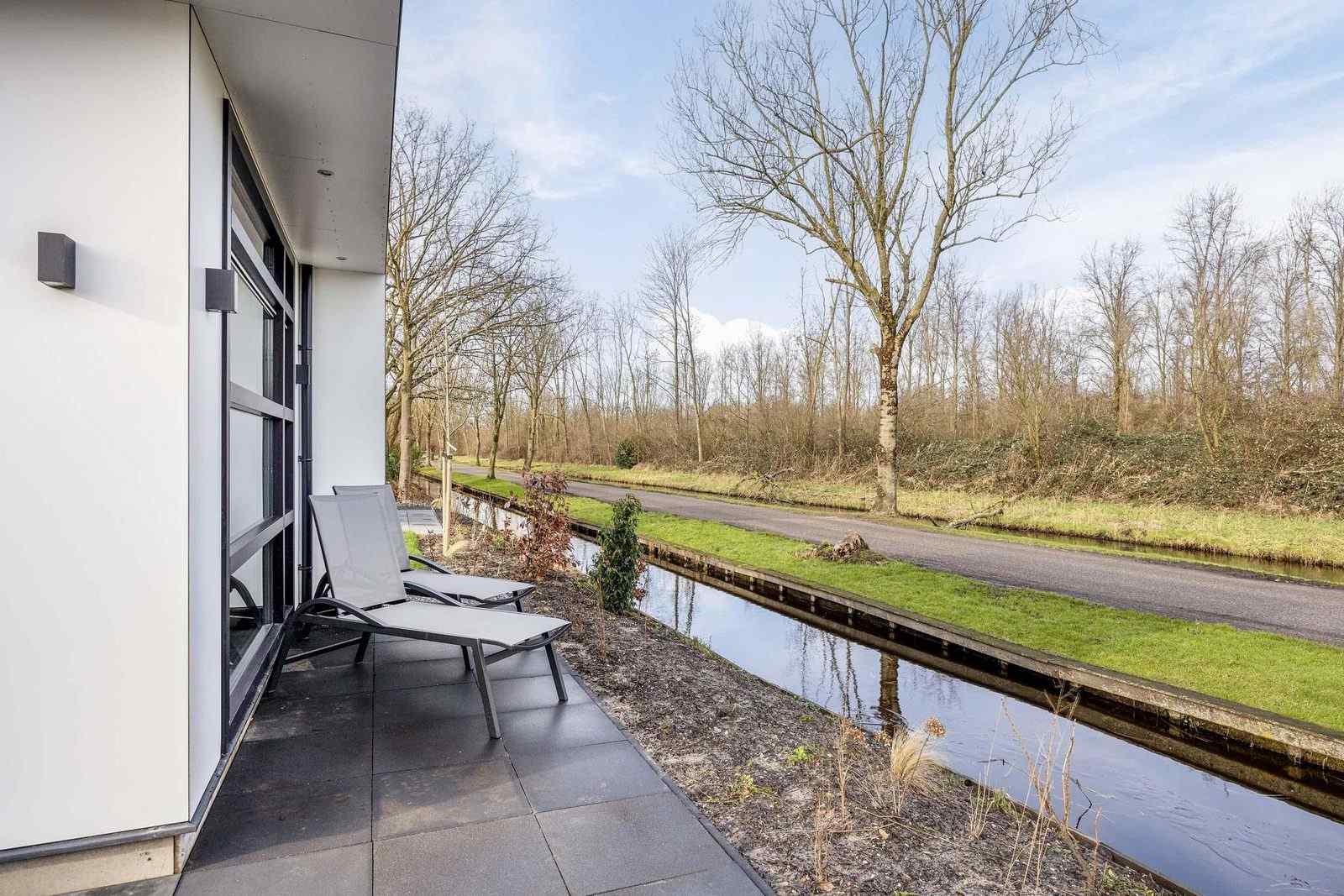 4-persoons-vakantiehuis-op-parc-de-ijsselhoeve-nabij-rotterdam-en-gouda