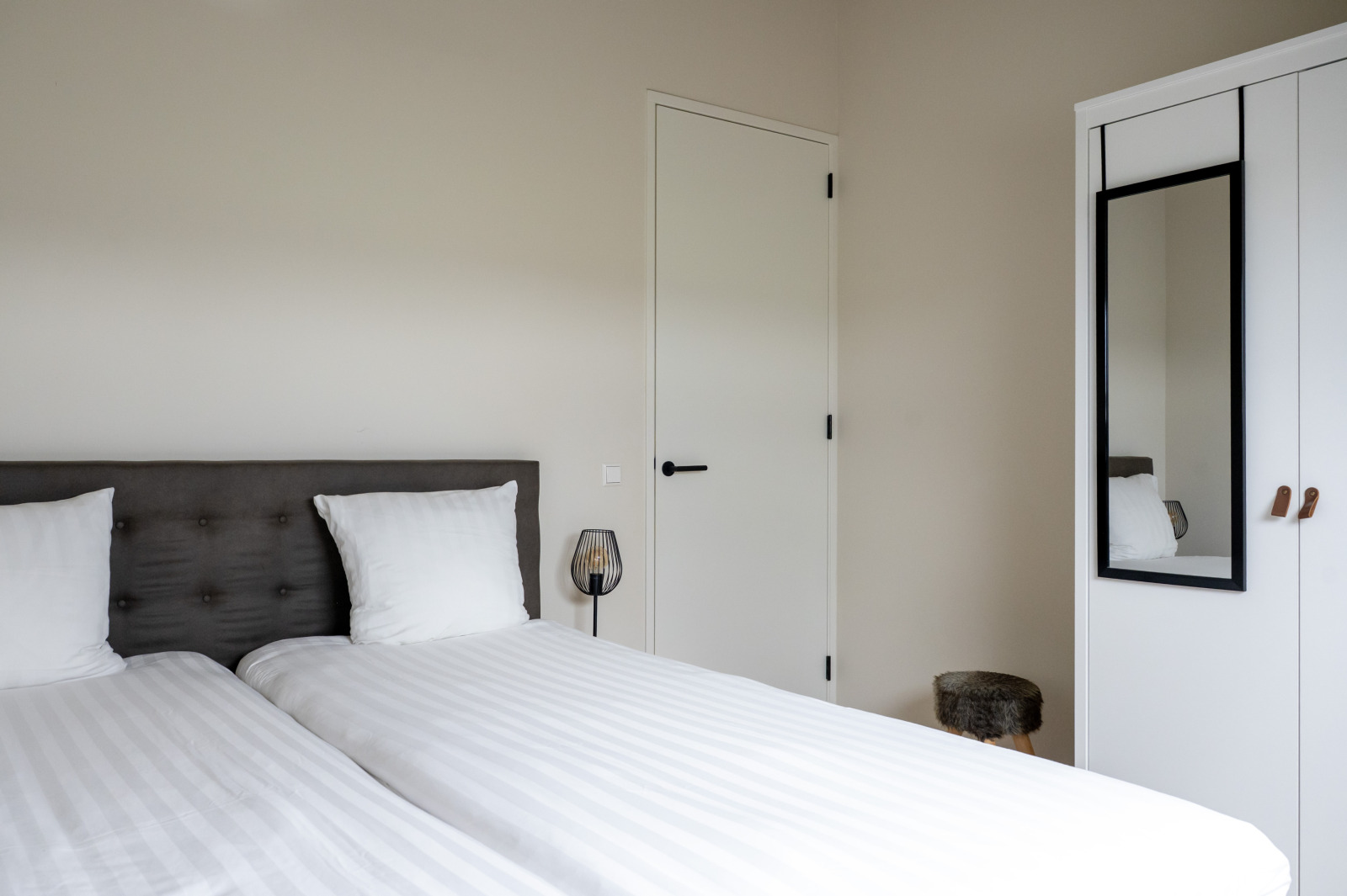 Recreatiewoning in Roelofarendsveen voor 10 personen foto 14