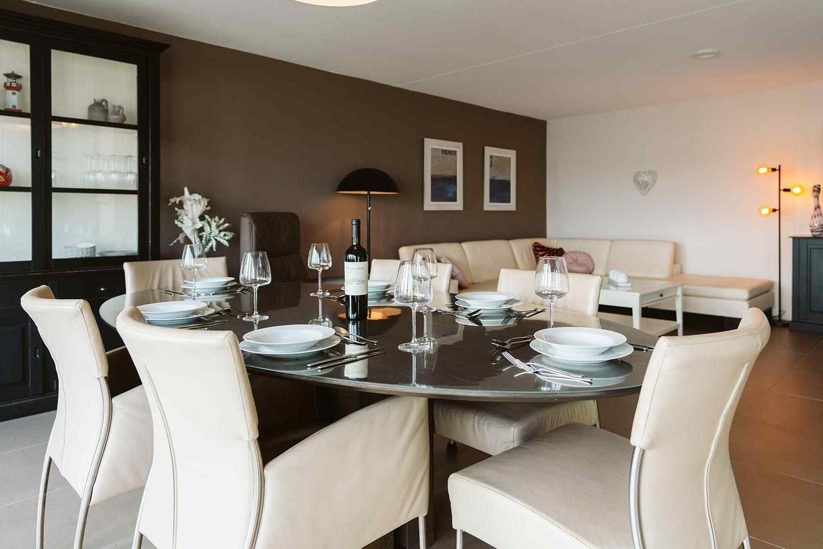 luxe-5-persoons-appartement-aan-de-jachthaven-in-ouddorp-vlakbij-zeeland