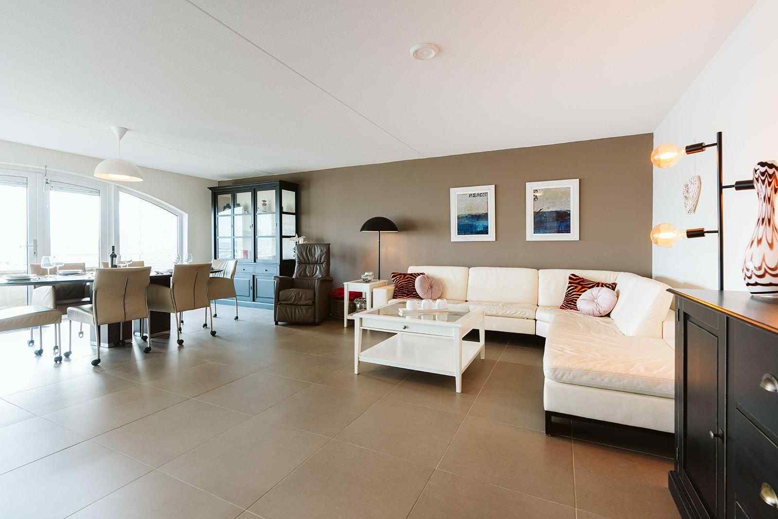 luxe-5-persoons-appartement-aan-de-jachthaven-in-ouddorp-vlakbij-zeeland