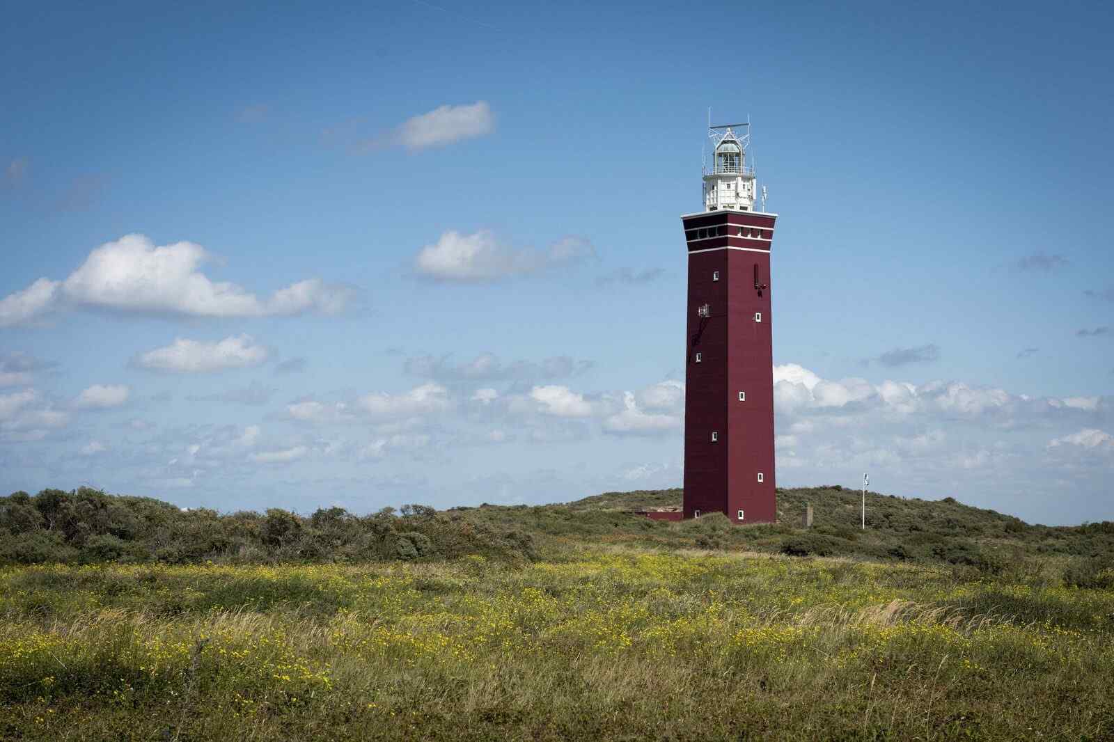 heerlijk-6-persoons-vakantiehuis-met-grote-tuin-vlakbij-het-strand-en-het-mooie-ouddorp