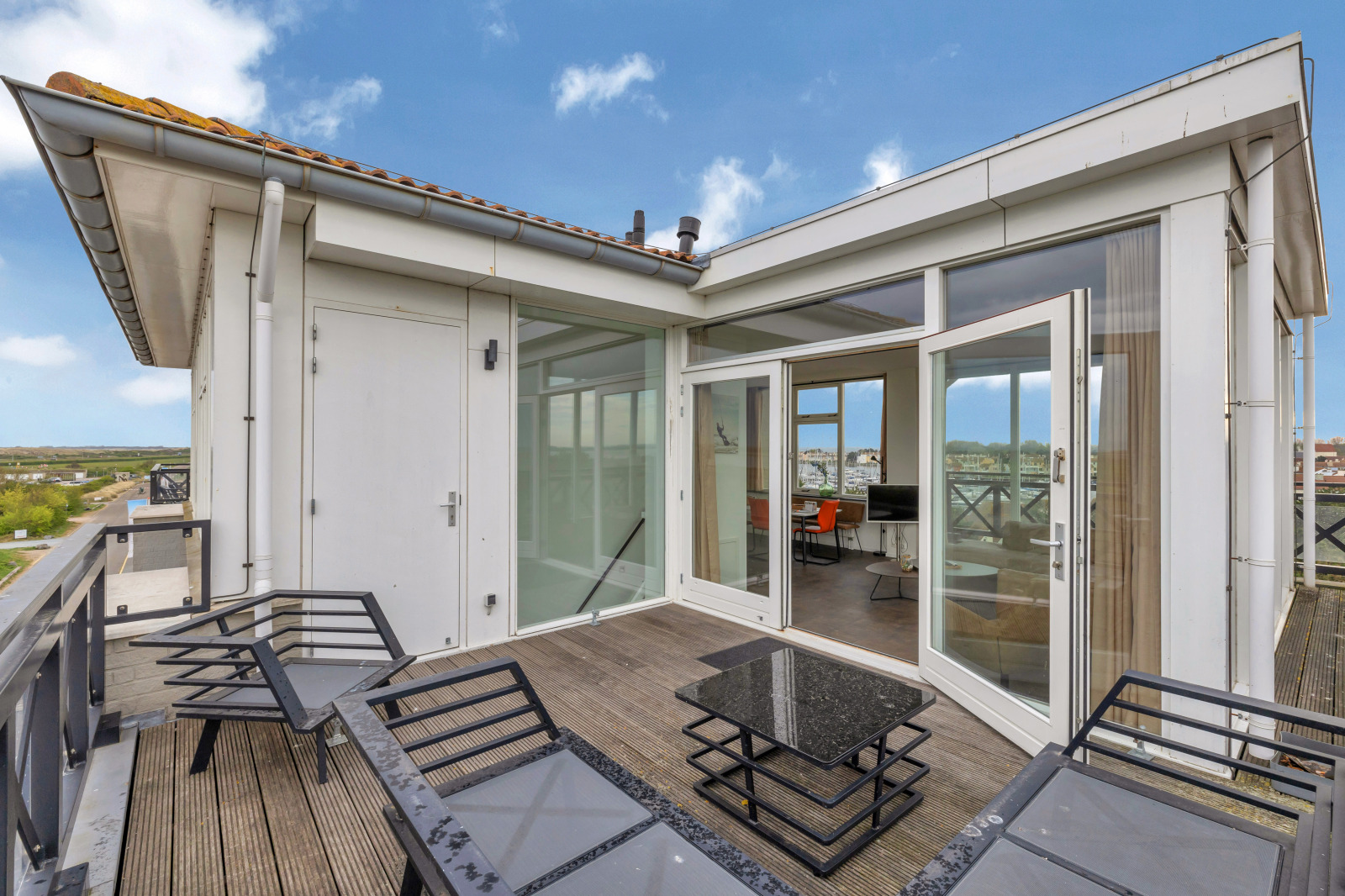 Modern 6 persoons penthouse met panoramisch uitzicht
