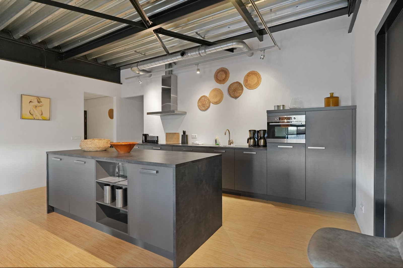 comfortabel-14-persoons-appartement-met-hotelgevoel-in-stellendam