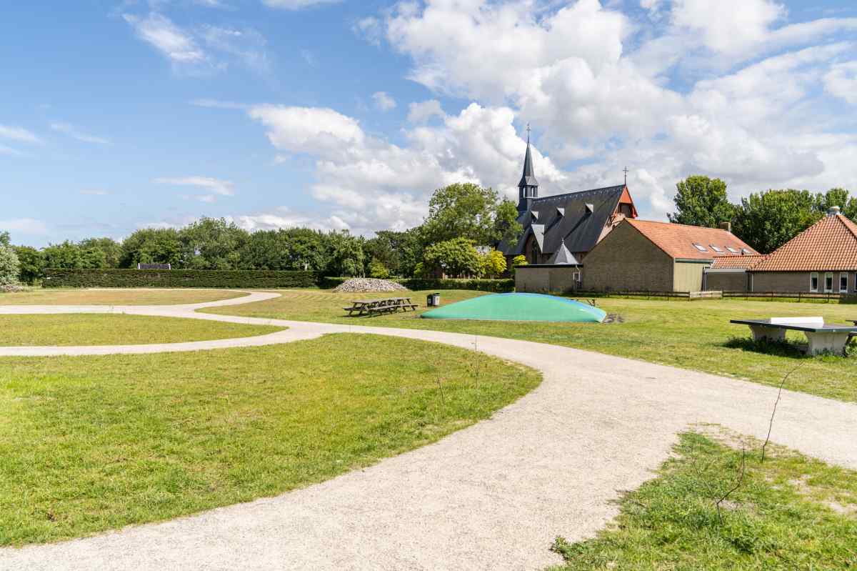 Appartement in Nes voor 20 personen foto 8