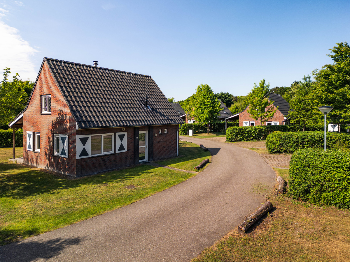 Recreatiewoning in Hoeven voor 14 personen foto 15