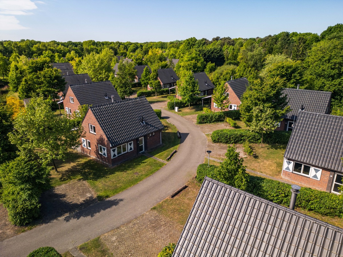 Recreatiewoning in Hoeven voor 14 personen foto 16