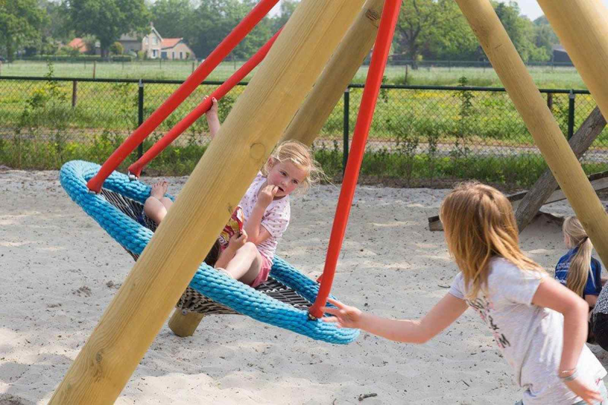 Recreatiewoning in Goirle voor 10 personen foto 12