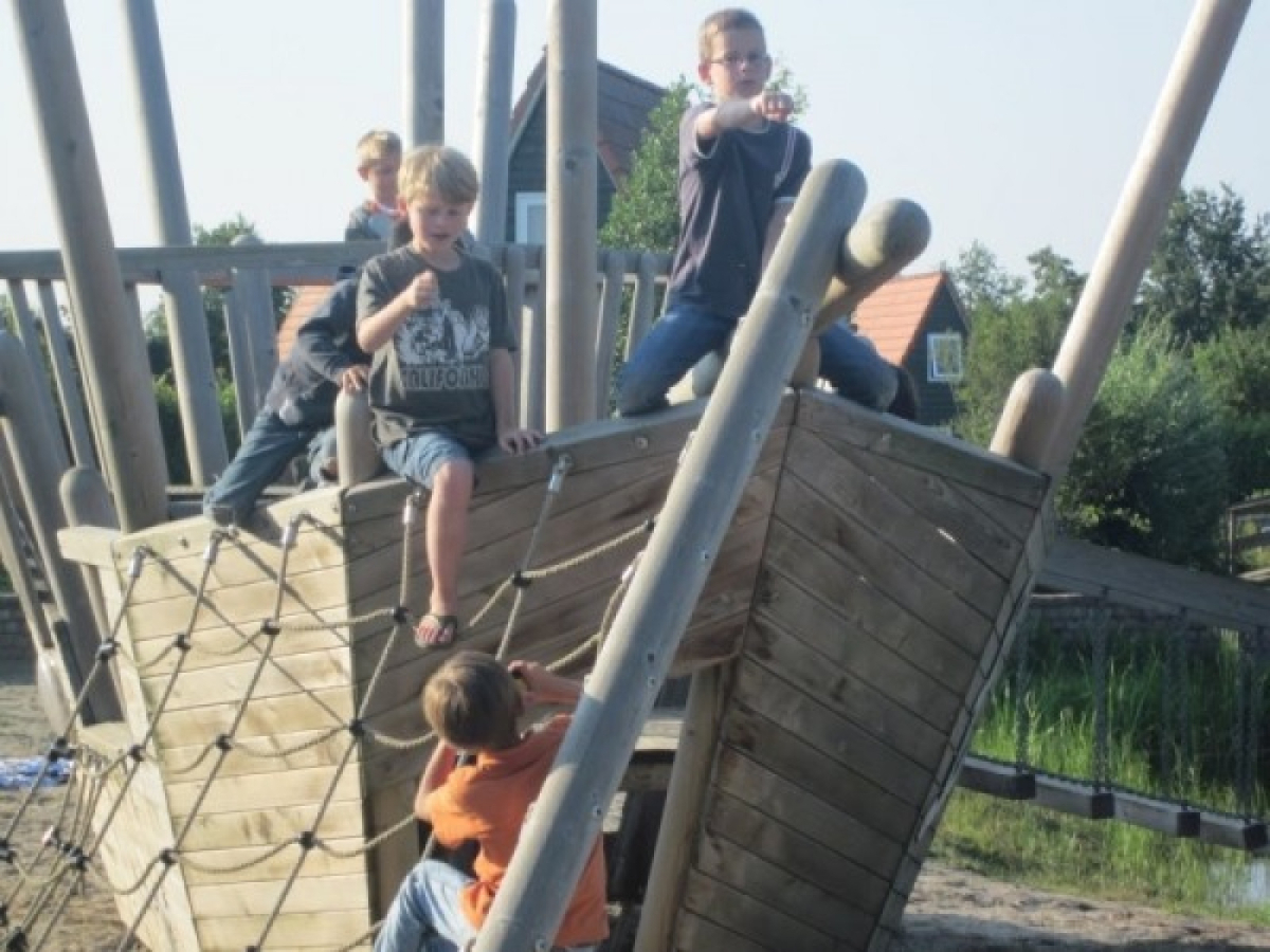 Tiny House in Bant voor 16 personen foto 11