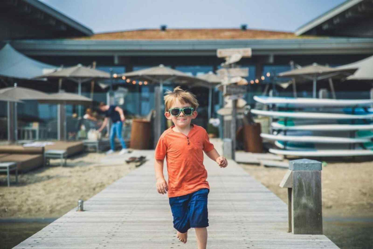 Oasis Punt-West Hotel en Beachresort - Ferienpark