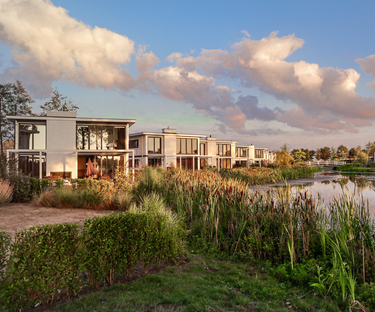 4 persoons Tiny House op park met wellness faciliteiten en geschikt voor watersport
