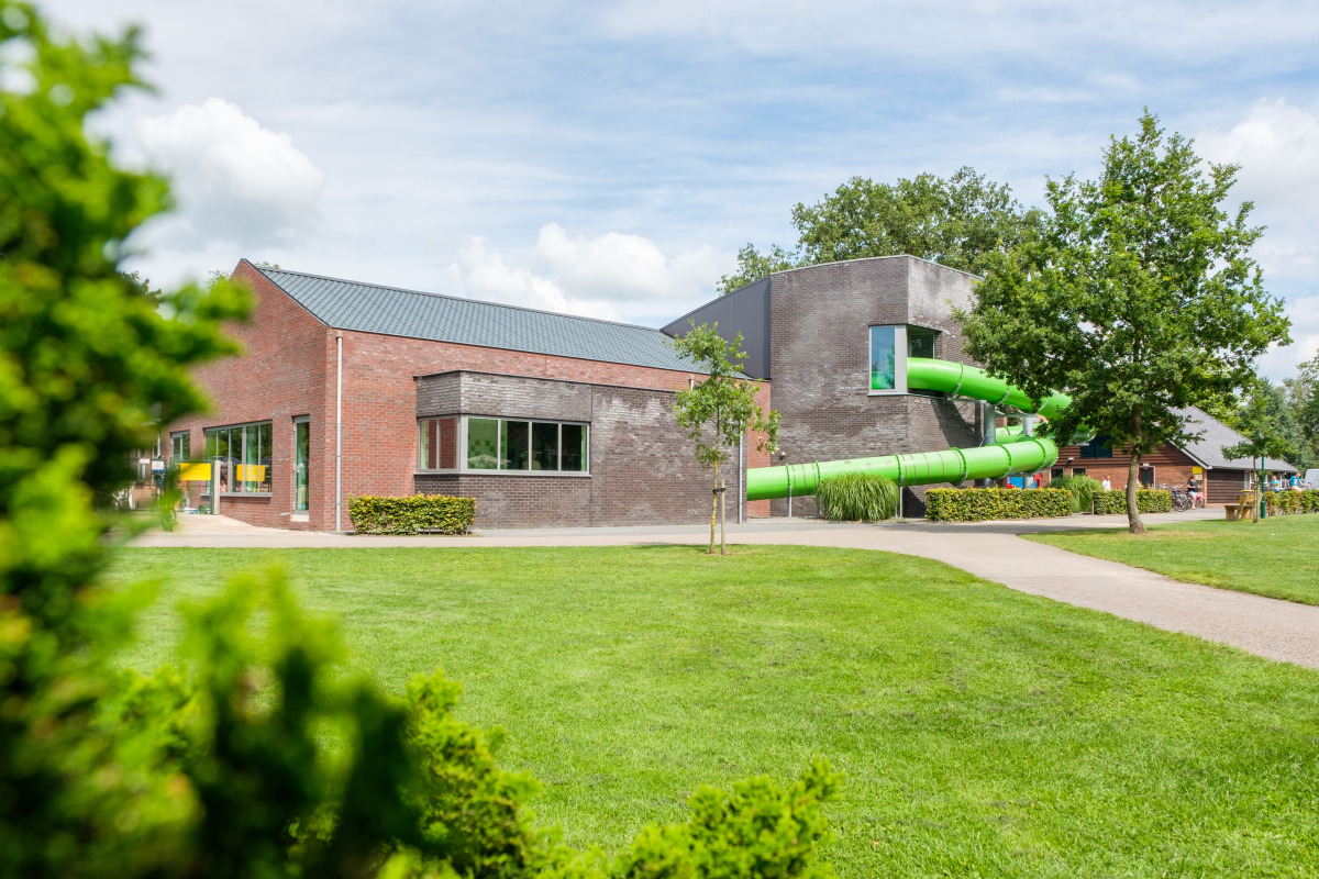 Villa in Hardenberg voor 14 personen foto 10