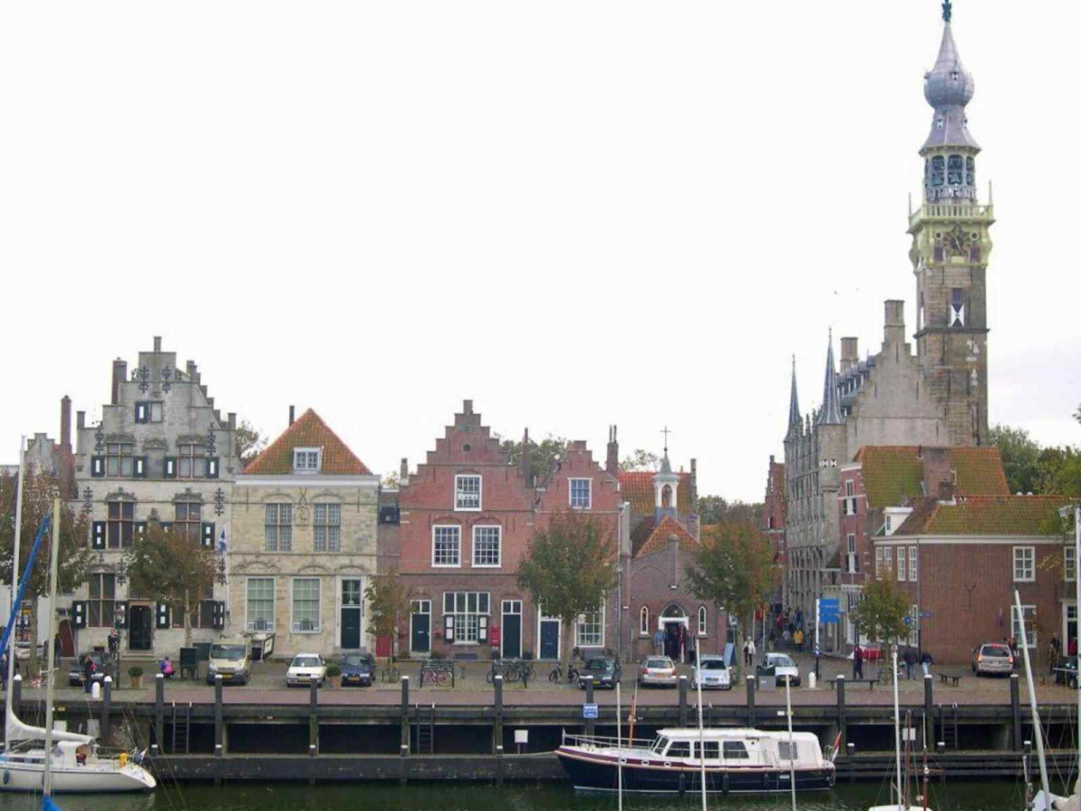Chalets bij Vakantiepark Fort den Haak in Vrouwenpolder – foto 3 uit de partnerbron