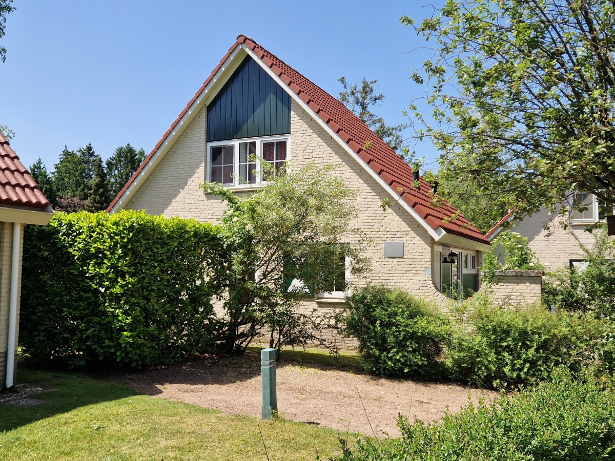 Bungalow in Hellendoorn voor 6 personen foto 17