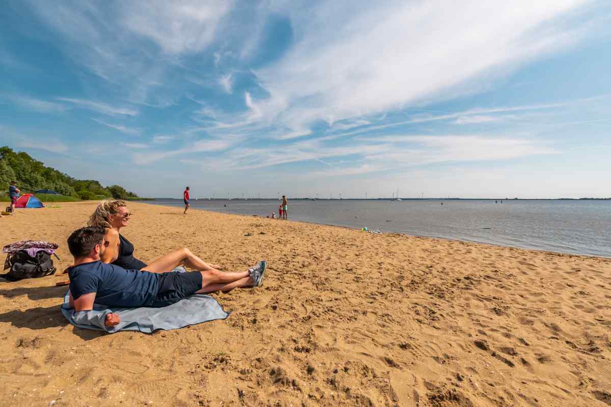 Chalet in Hellevoetsluis voor 10 personen foto 12