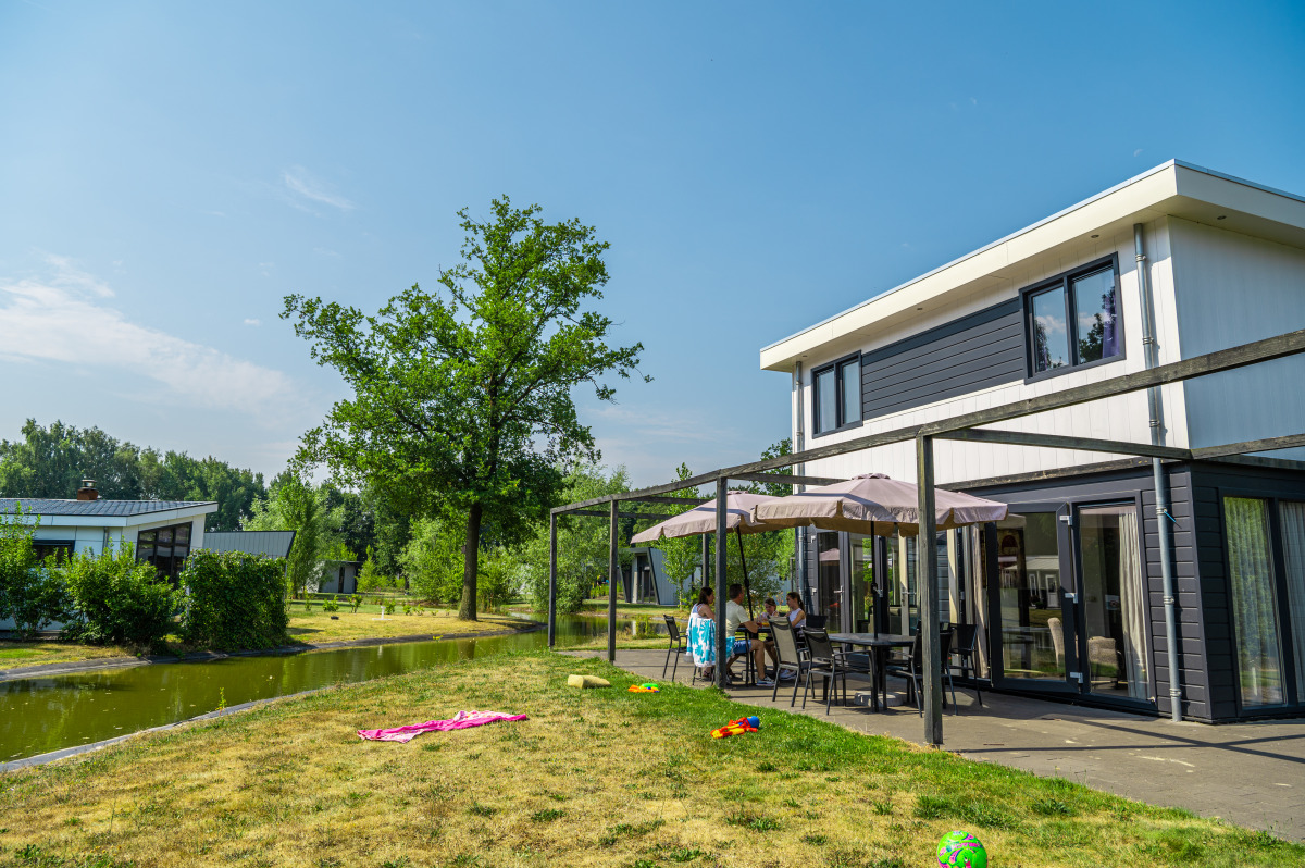 Chalet in IJhorst voor 10 personen foto 8