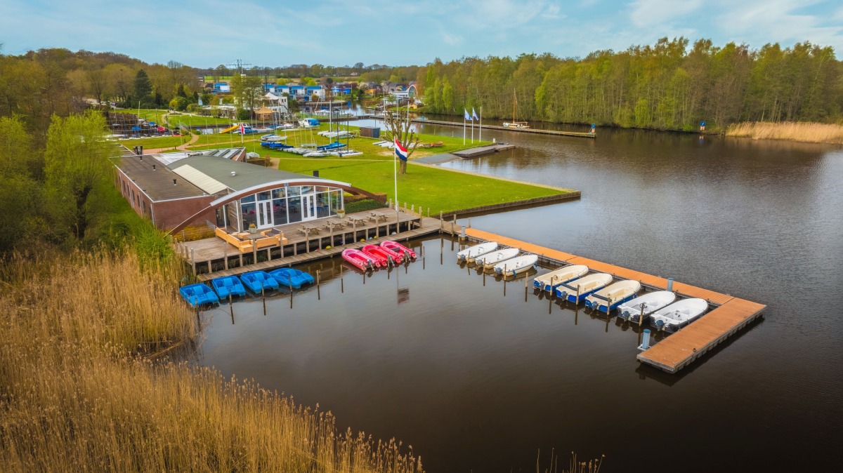 Bungalow in Midlaren voor 12 personen foto 12