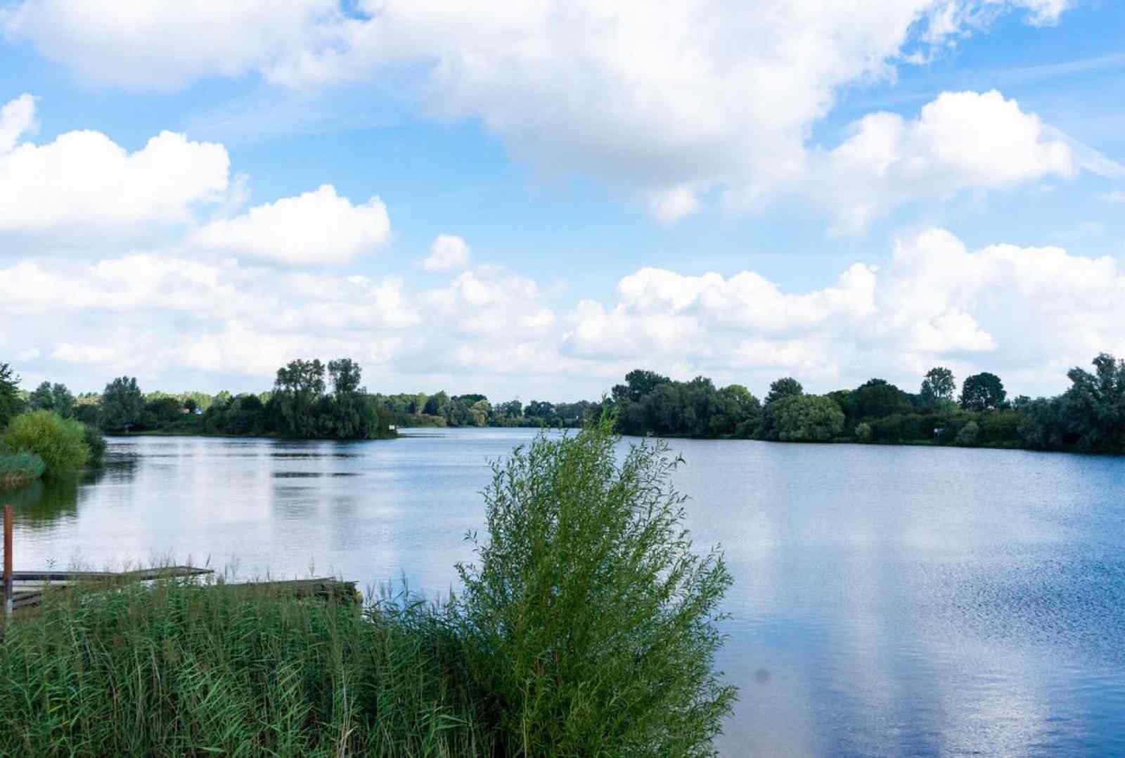 Vakantiepark aan de Maas